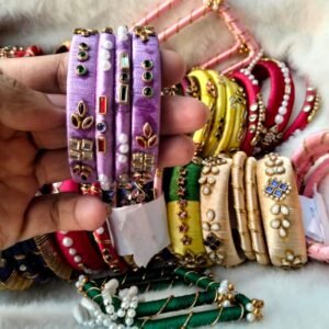 চার সেটের কম্ব